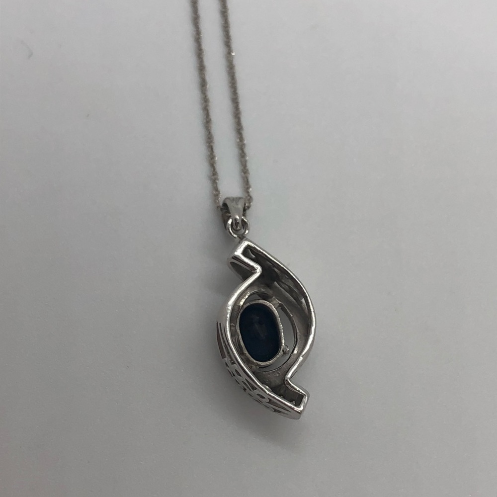 14k white gold blue sapphire and diamond pendant 14k chain necklace - Picture 6 of 10